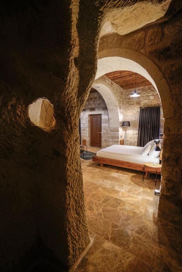 Solem Cave Suites Юргюп Екстериор снимка