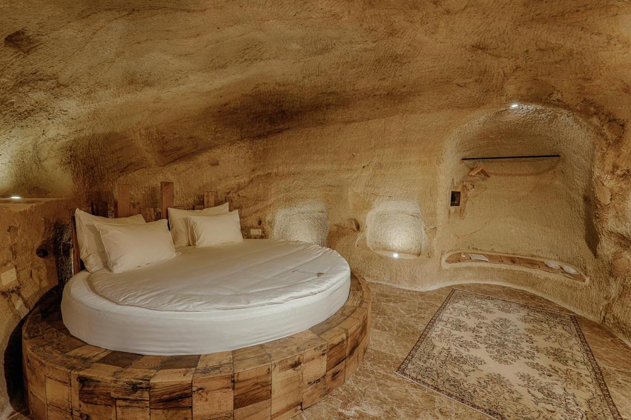 Solem Cave Suites Юргюп Екстериор снимка