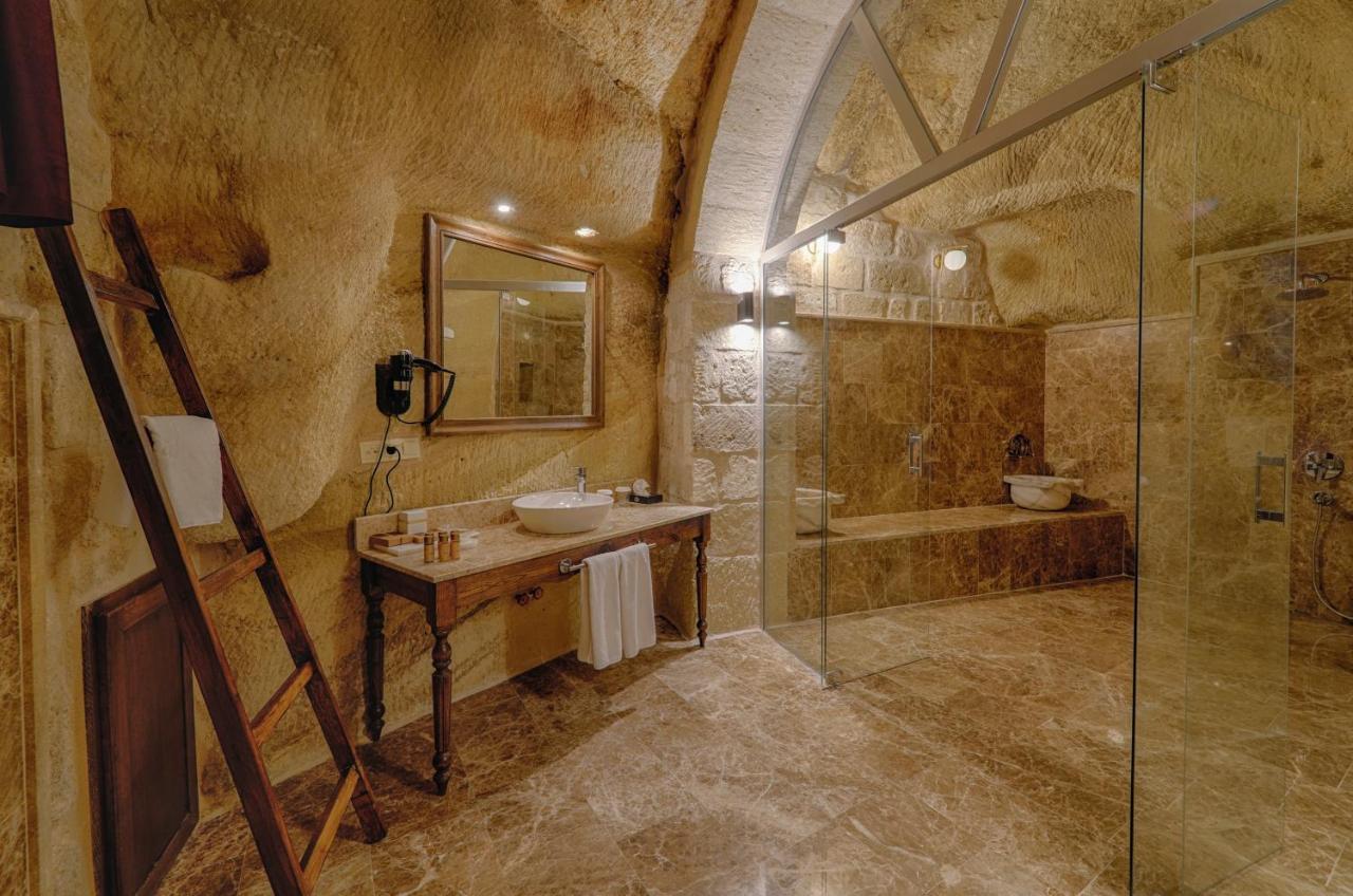 Solem Cave Suites Юргюп Екстериор снимка