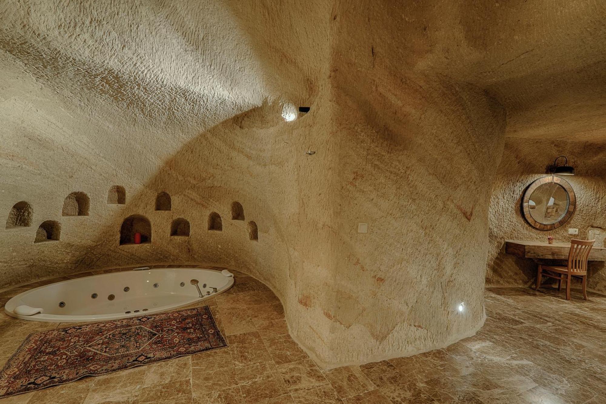 Solem Cave Suites Юргюп Екстериор снимка